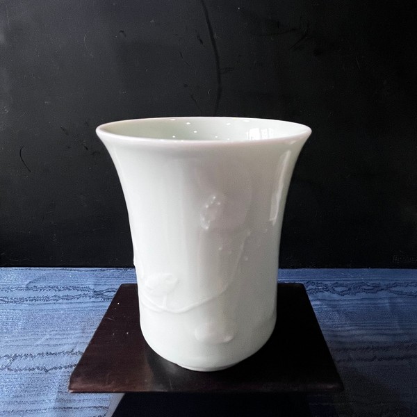 竹影直筒杯（甜白浮雕 · 品杯）