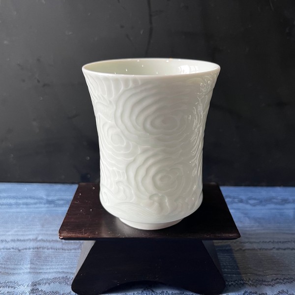 甜白浮雕云纹杯（甜白浮雕 · 品杯）